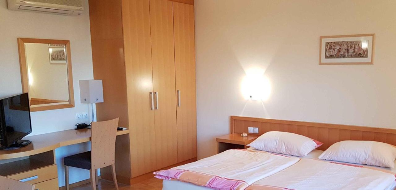 Apartments Ad Раденци Екстериор снимка